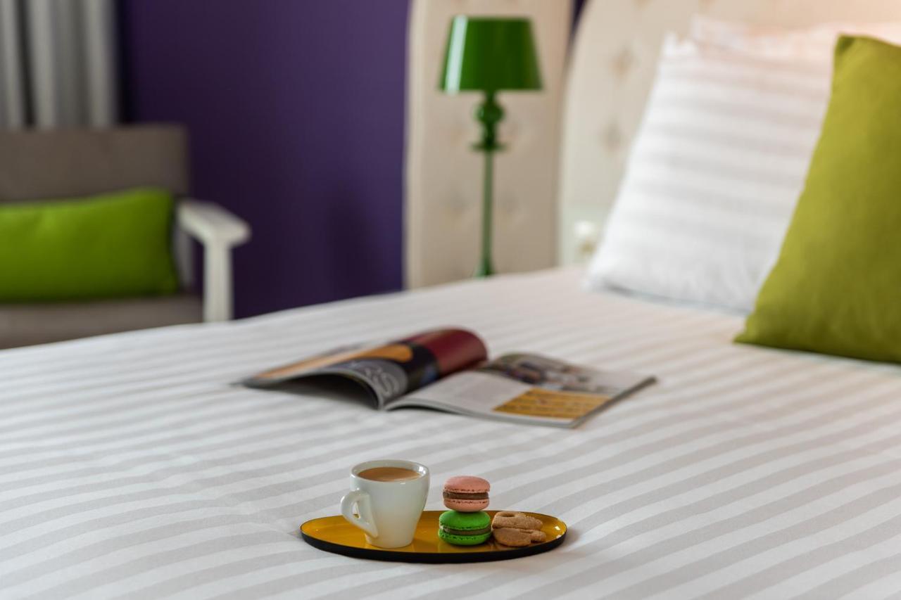 Hotel Indigo Tel Aviv - Diamond District By Ihg Giv'atayim Eksteriør bilde A room at the hotel