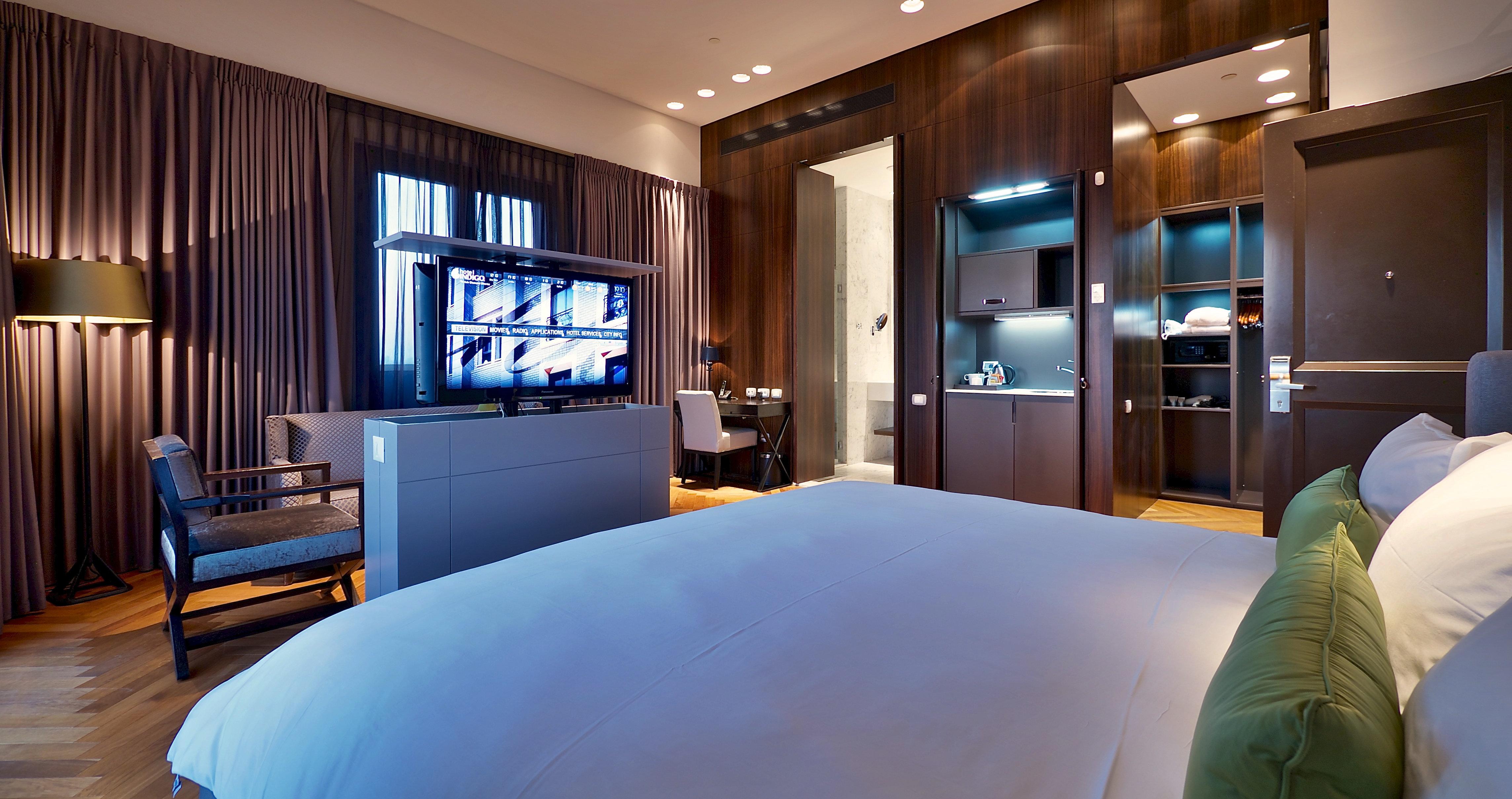 Hotel Indigo Tel Aviv - Diamond District By Ihg Giv'atayim Eksteriør bilde A suite at the hotel
